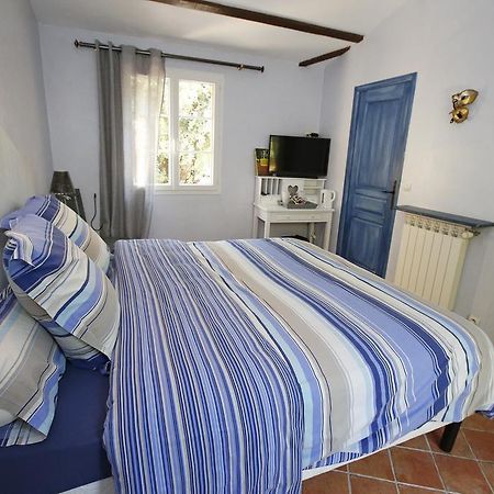 Le Mas Du Pere Bed and Breakfast La Motte Buitenkant foto