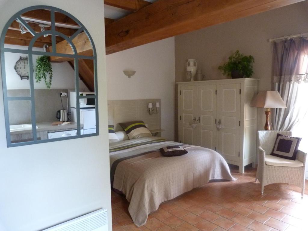 Le Mas Du Pere Bed and Breakfast La Motte Kamer foto